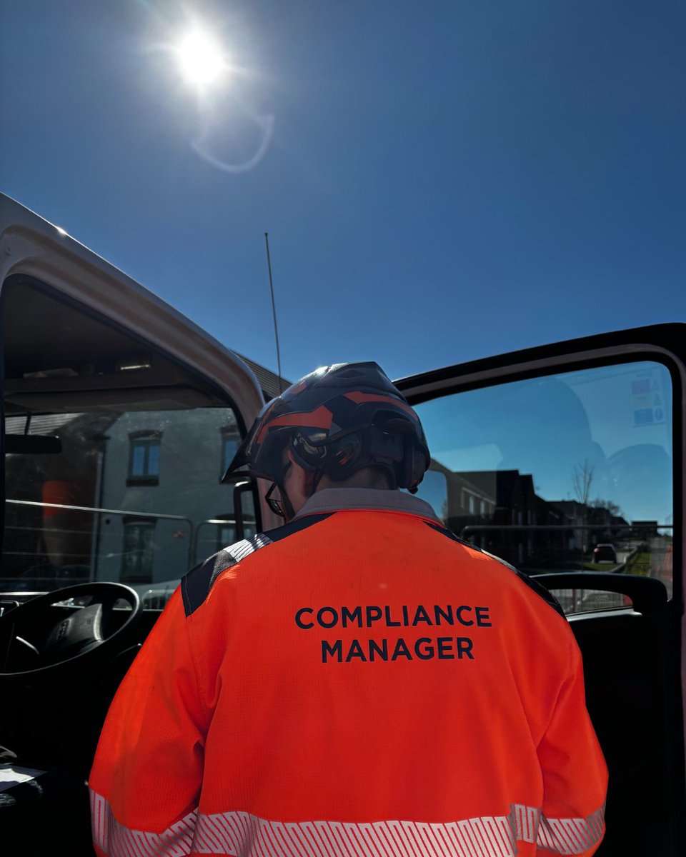 BossBeechwood's tweet image. Ensuring safety and environmental standards are met! ✅ Our Compliance Manager conducts a site audit as the team clears fallen trees and chips them responsibly. 🌿🌳

#ComplianceCheck #SiteAudit #EnvironmentalSafety #SustainableForestry #TreeClearing