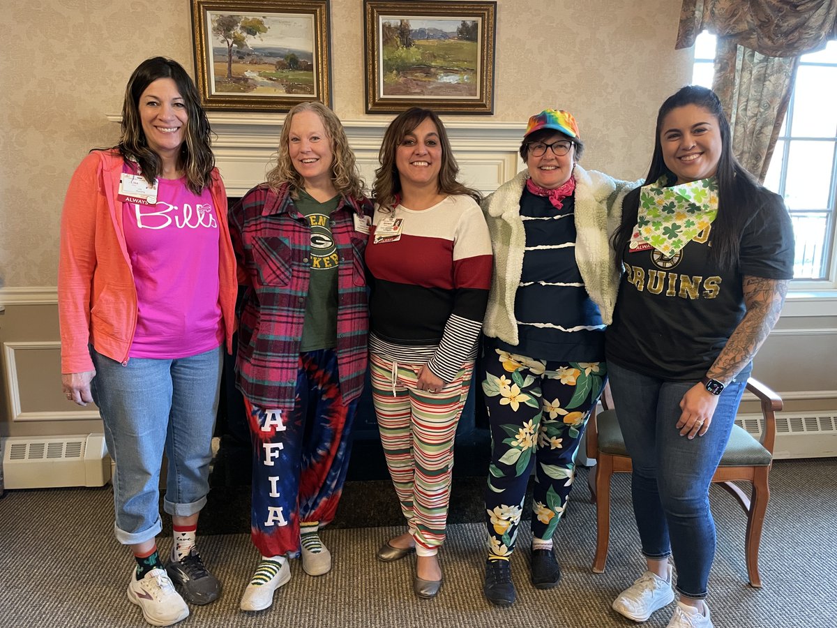 FriendlySeniorLiving tweet media