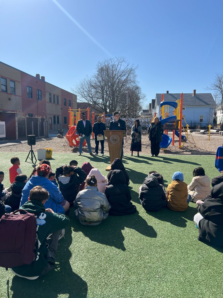 We know that what students do in the summer and outside of school can greatly impact their long-term academic success. That’s why I’m proud to be working with so many community partners to provide Providence families with quality summer programming opportunities through our Eat