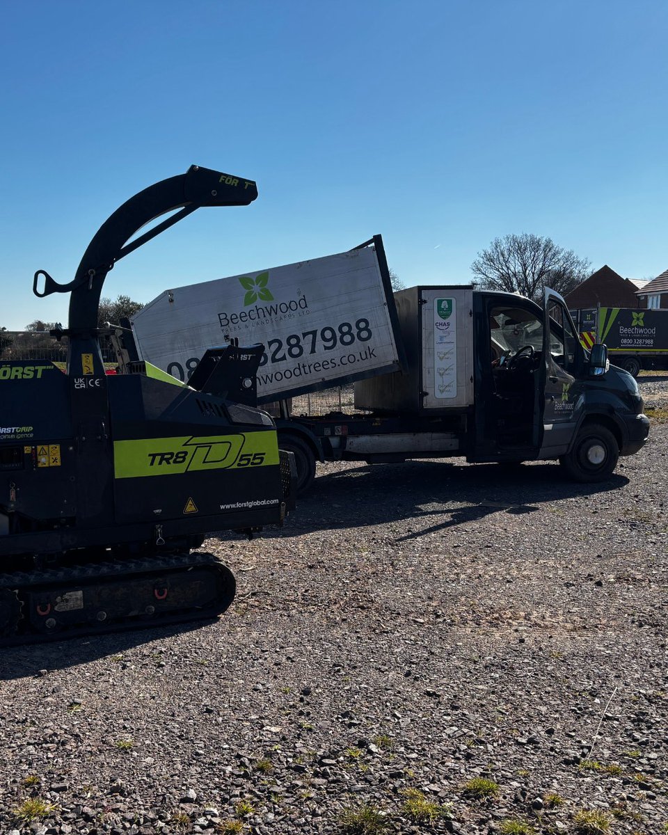BossBeechwood's tweet image. Ensuring safety and environmental standards are met! ✅ Our Compliance Manager conducts a site audit as the team clears fallen trees and chips them responsibly. 🌿🌳

#ComplianceCheck #SiteAudit #EnvironmentalSafety #SustainableForestry #TreeClearing
