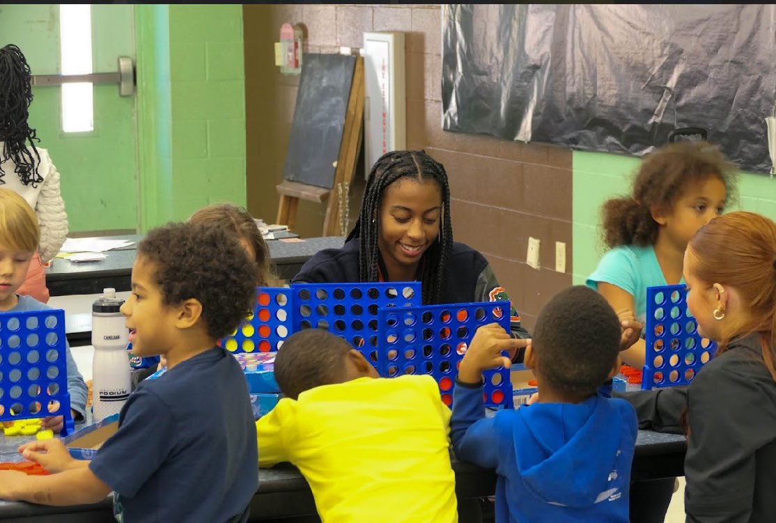 anyapilgrim's tweet photo. Florida Victorious has allowed me to give back to the Gainesville community in so many settings, and I am so grateful to have the continued opportunity to serve @Fl_Victorious #FVFoundation https://t.co/fWGPYsNJi8