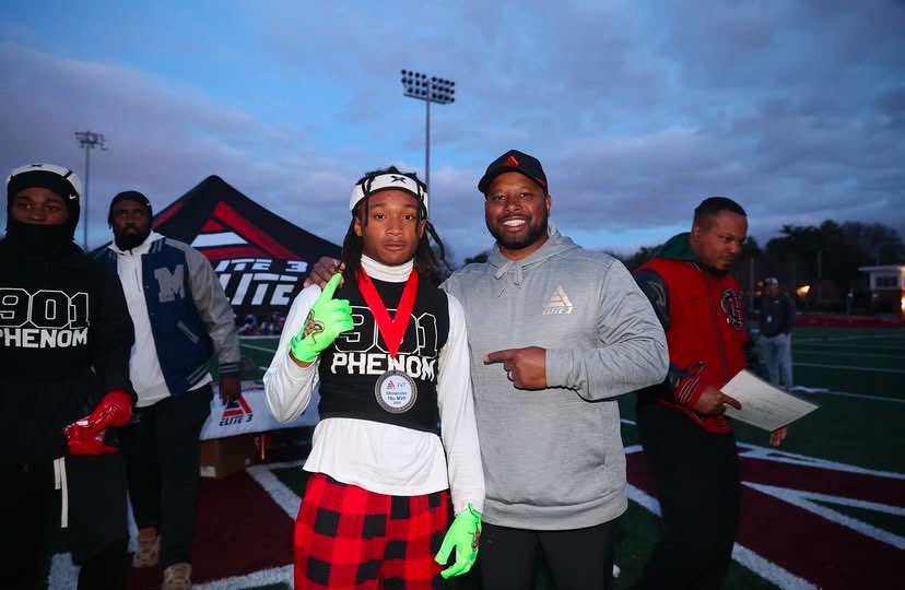 18u MVP🙏 <a href="/_Elite3/">ELITE 3</a> <a href="/RileyElite3/">Riley Howard III 🇲🇭</a> @901Phenom <a href="/Coach_CJ15/">Christian Johnson</a>