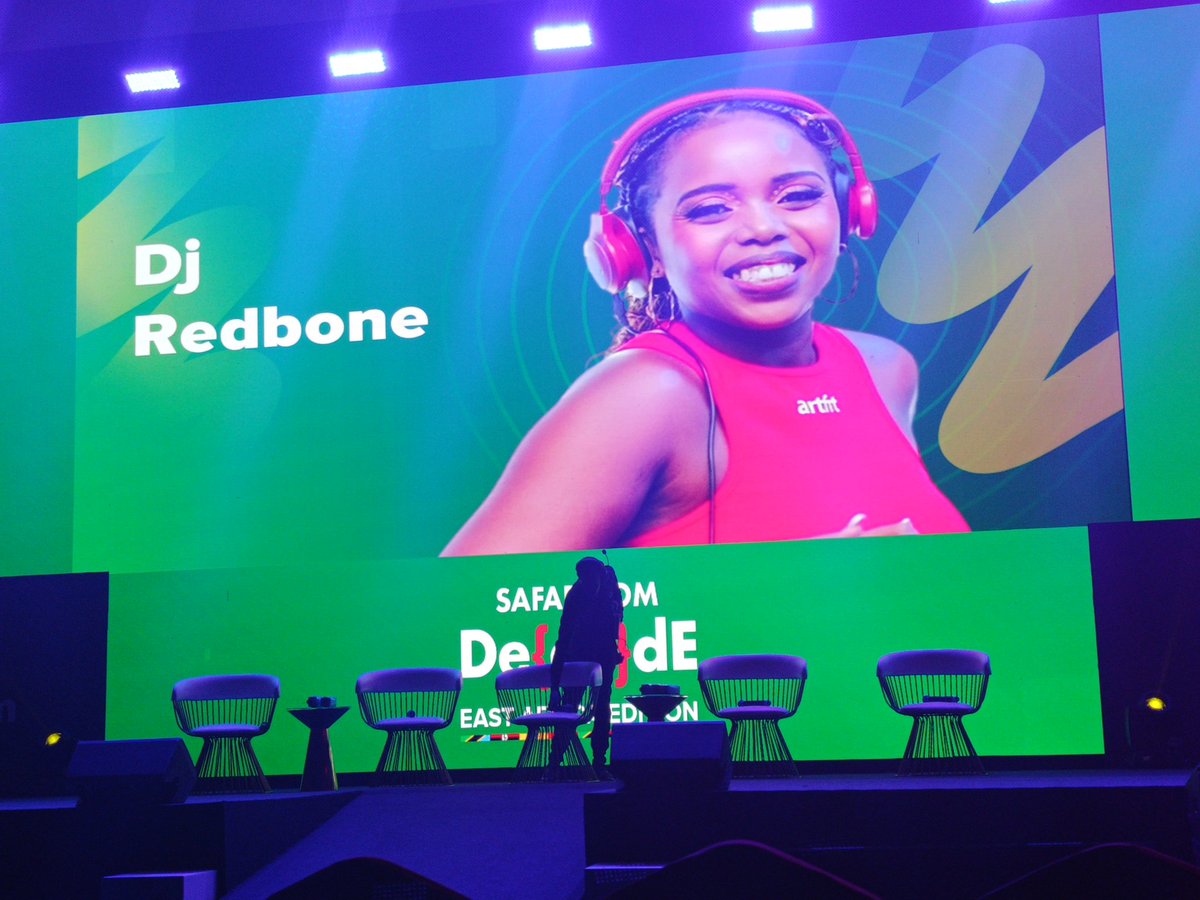 Day Two at Sarit Center during #SafaricomDecode was nothing short of extraordinary!😊 Networking with diverse tech communities, exchanging innovative ideas, and witnessing groundbreaking demos made the day vibrant and unforgettable. It was a celebration of technology.