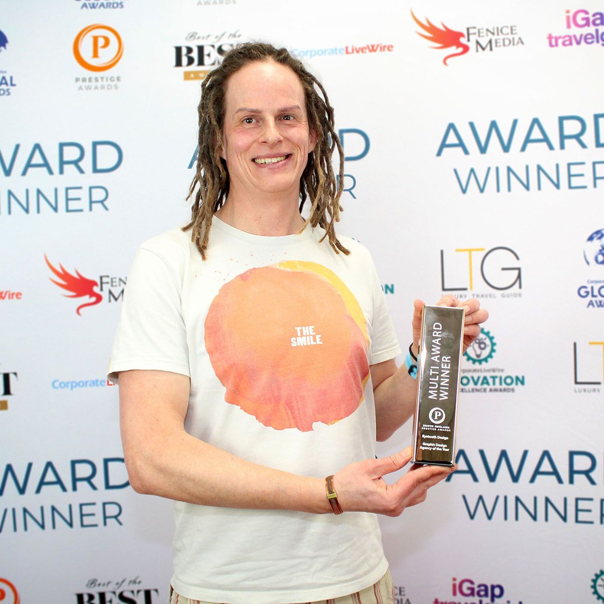 EyetoothDesign's tweet image. 🎉 Big news! Eyetooth Design is proud to have won Graphic Design Agency of the Year 2024 &amp;amp; 2025! 🏆 
Thanks to all my clients for trusting me with your creative visions.💙

👉 eyetooth.design
#AwardWinningDesign #GraphicDesign #PrestigeAwards