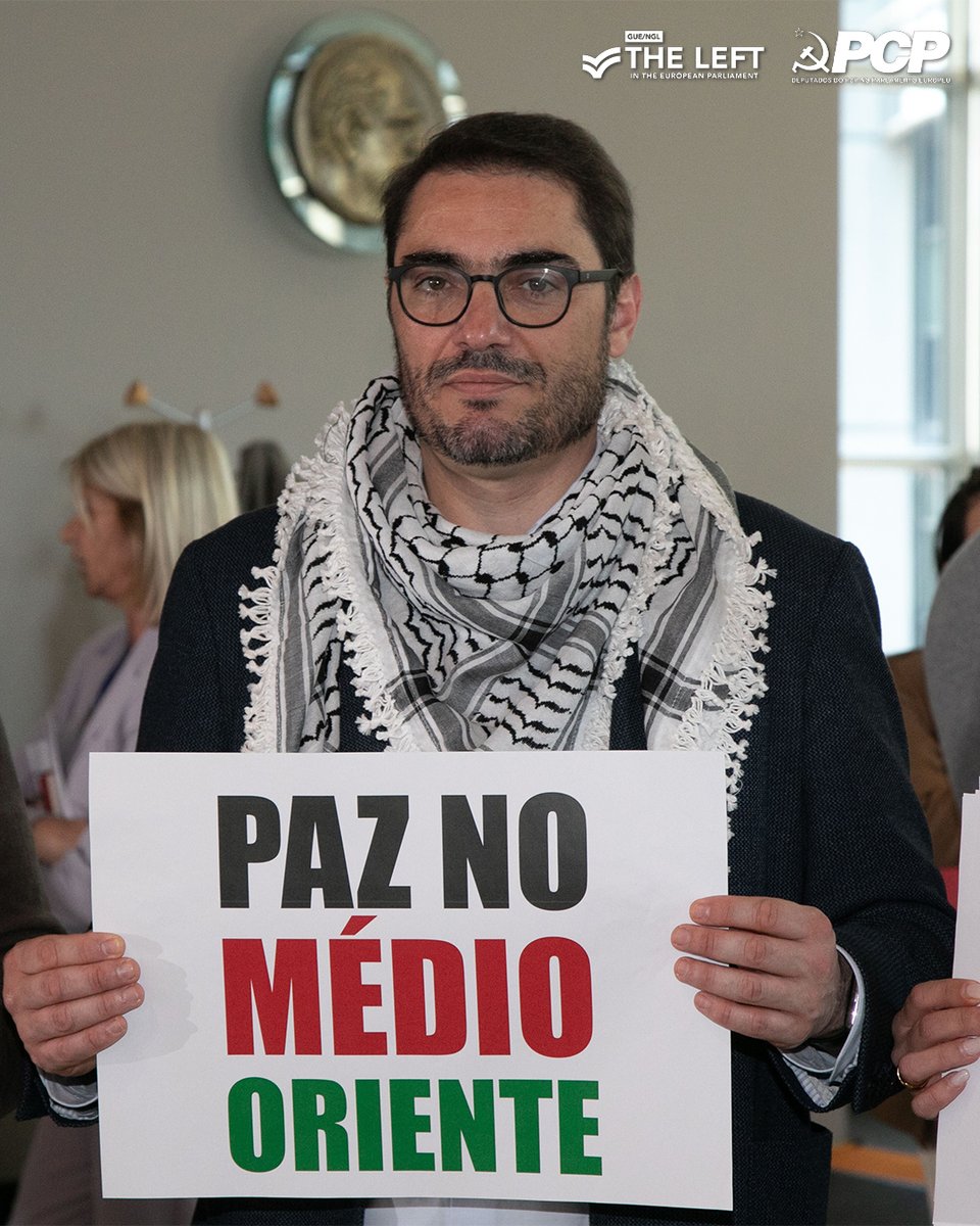 deppcppeguengl's tweet photo. 📣 PCP leva solidariedade com a Palestina ao Parlamento Europeu 🇵🇸

João Oliveira, deputado do PCP, dinamizou hoje no Parlamento Europeu, uma acção de solidariedade com o povo palestiniano e de denúncia da política genocida de Israel, que contou com a participação de deputados de diferentes grupos políticos.

🧶