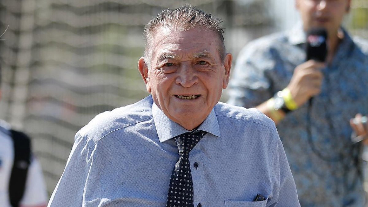 mati_l98's tweet photo. Un hombre único en el fútbol chileno.

Qué en paz descanse, Hernan "Clavito" Godoy. https://t.co/PBNQm826A0