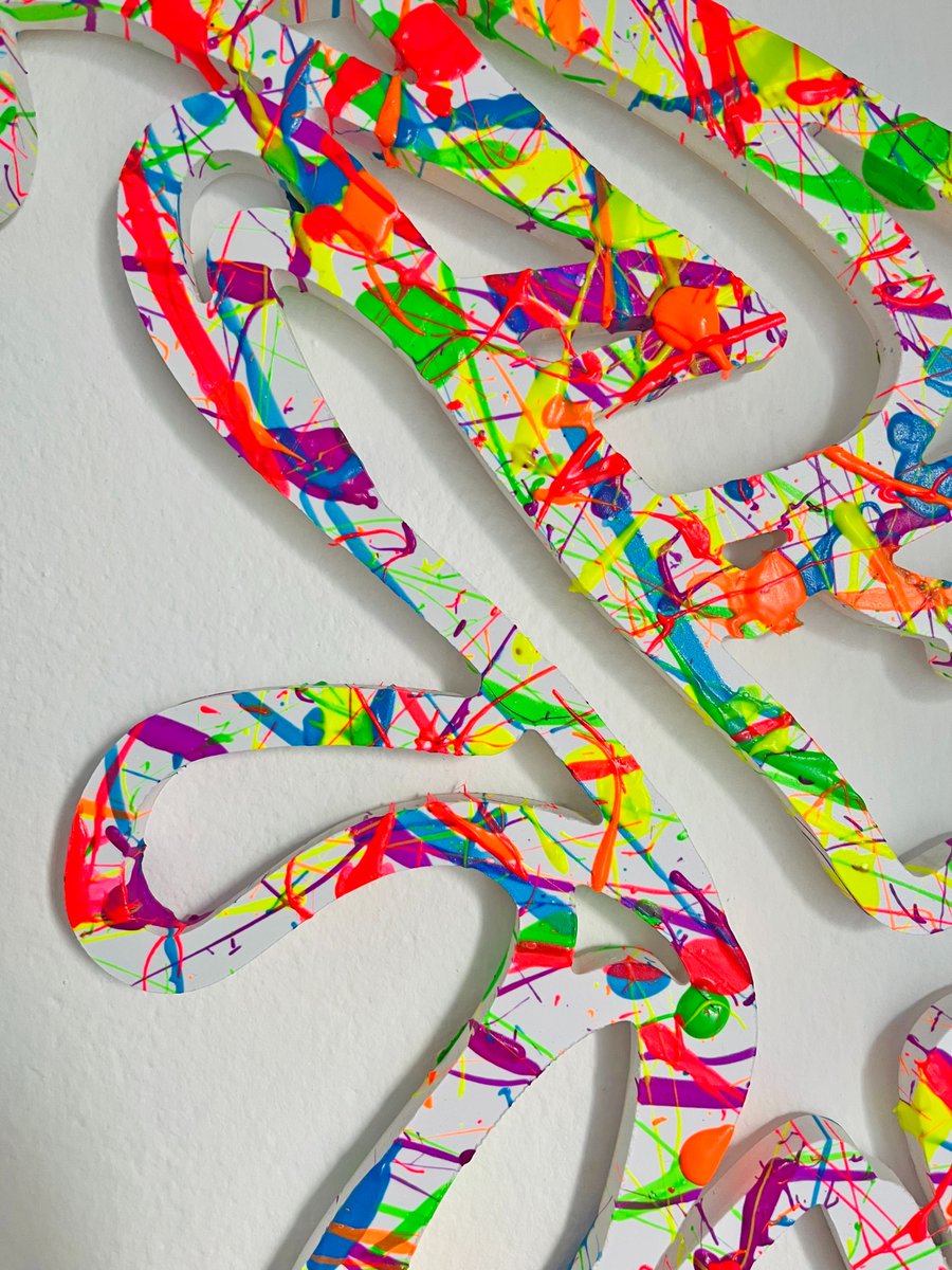 Glowing Frog painted wall sculpture.
shop.yoniishappy.com/products/crazy…