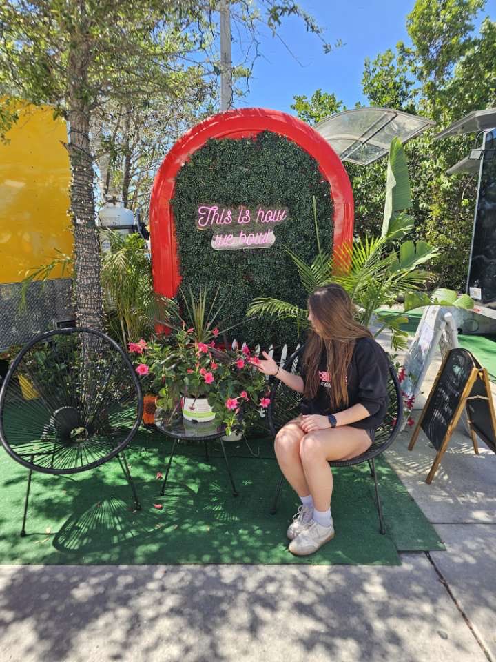 AlianaBanner's tweet photo. Landed in Naples, Florida and went to visit Celebration Park https://t.co/YNOtDqTo4M