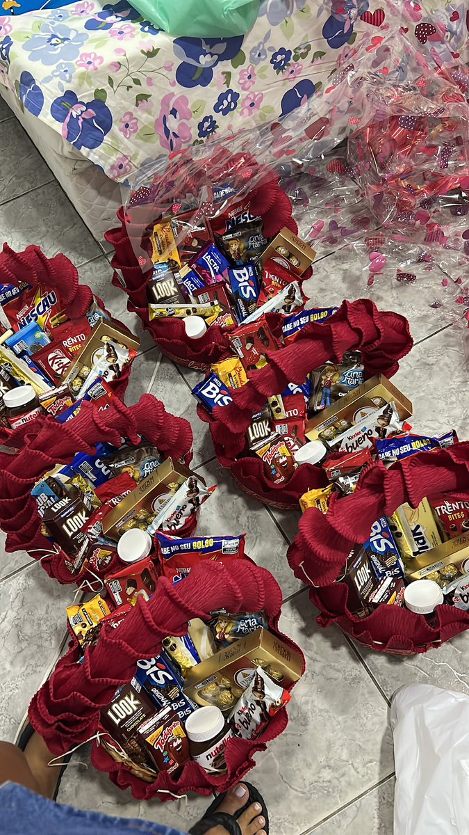 Maystephany22's tweet photo. Semana que vem já irei abrir as encomendas para a Páscoa , garanta a sua ou de quem você ama❤️🍫😋 https://t.co/eBhrYqHjq1