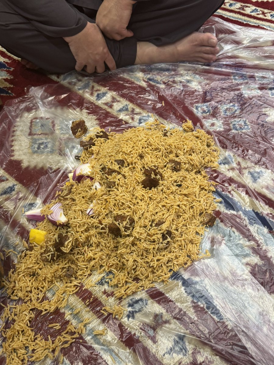 Last meal in Makkah…

Camel Meat Biryani 🐪. 

Was delicious Alhamdulillāh. Highly recommended.