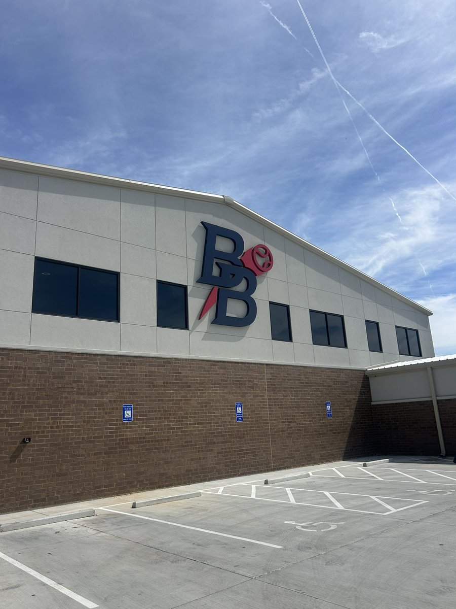 dwdbaseball's tweet photo. Had to make a quick pit stop in Marietta! #BetterBaseball #OneDaniel https://t.co/BvygYX2Gg7