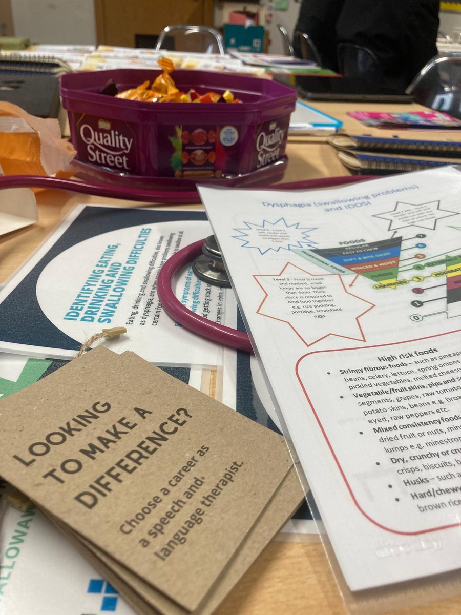 Diwrnod i godi ymwybyddiaeth o broblemau llyncu 2025! Diolch i'r tim aciwt sydd wedi bod yn brysur <a href="/CAVUHB_SLT/">Cardiff & Vale Adult Speech & Lang Therapy</a> yn codi ymwybyddiaeth drwy hyfforddiant ar wardiau a cynghori mewn coleg lleol. #mysltday #swallowaware2025 <a href="/RCSLTWales/">RCSLT Wales</a>