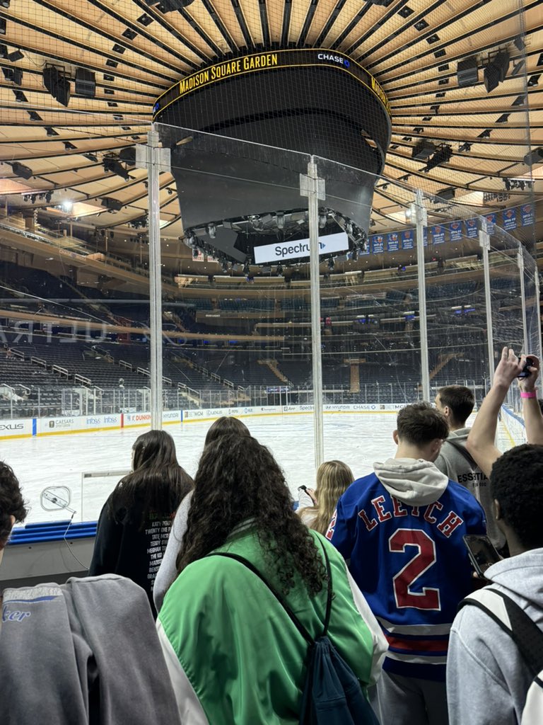 Mrs. Cinelli tweet media