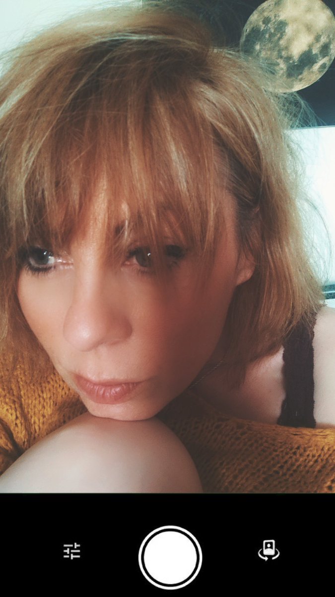 AliceMars14's tweet image. “La mélancolie, c'est un désespoir qui n’a pas les moyens.”
_Léo Ferré_