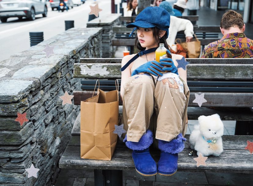 𝘚𝘪𝘵𝘵𝘪𝘯𝘨 𝘣𝘺 𝘵𝘩𝘦 𝘳𝘰𝘢𝘥𝘴𝘪𝘥𝘦 with a cute white puppy doll, enjoying a bottle of orange juice while admiring the beauty of the city filled with passing cars. Getting lost in the moment helps me temporarily escape my worries and thoughts. ✮⋆˙ ִ𓊔ׁ ੭