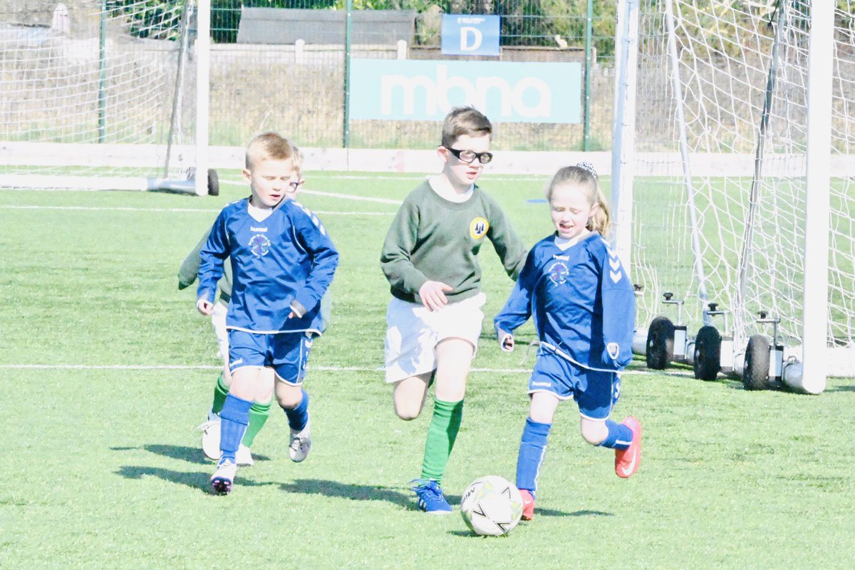 CFC_CommTrust's tweet image. 𝗠𝗶𝗻𝗶 𝗞𝗶𝗰𝗸𝗲𝗿𝘀 𝗖𝘂𝗽 🏆

A fantastic morning at @KGVSportsHub with 1️⃣6️⃣ schools taking part in our Year 1 &amp;amp; 2 competition. ⚽️

It was great to see lots of smiles and competitive matches. Well done to all players and congratulations to our winners @StMartinsChest2 and…