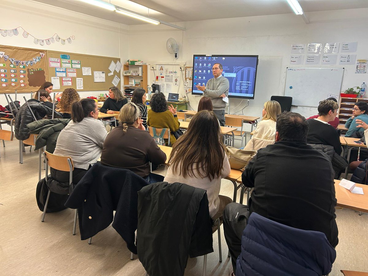 Amb agraïment a les famílies de 4t de primària i a l'equip directiu de l'escola Can Massallera de Sant Boi per l'estona compartida parlant dels reptes educatius actuals.