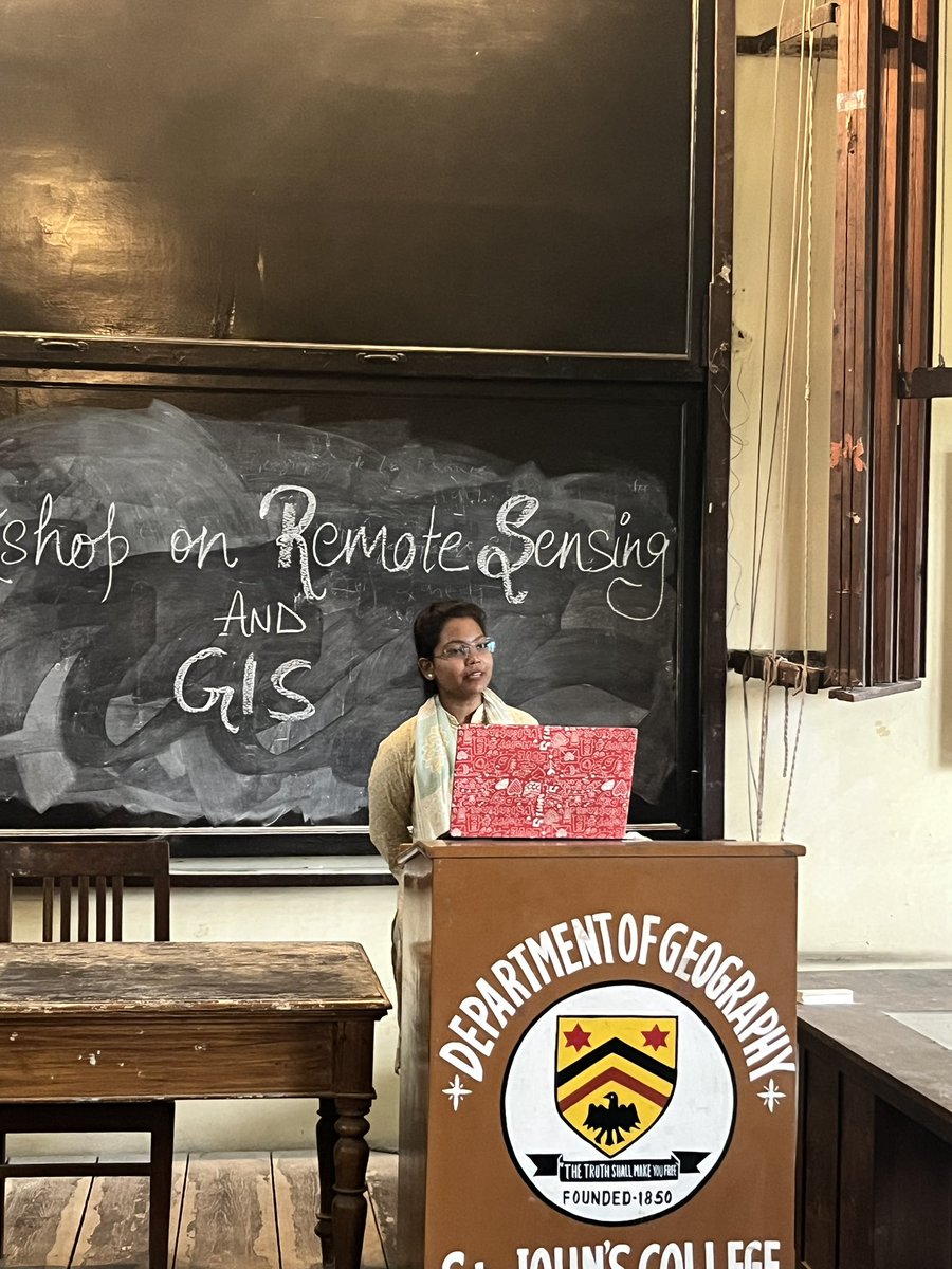 SJCAgra's tweet photo. Department of Geography at St. John’s College, Agra, organised a two-day workshop on “Basics of Remote Sensing and GIS” from February 28 to March 1 for M.A. (Previous and Final) students. #gis #geographyteacher #remotesensing #cartography https://t.co/ds51xW8EpU