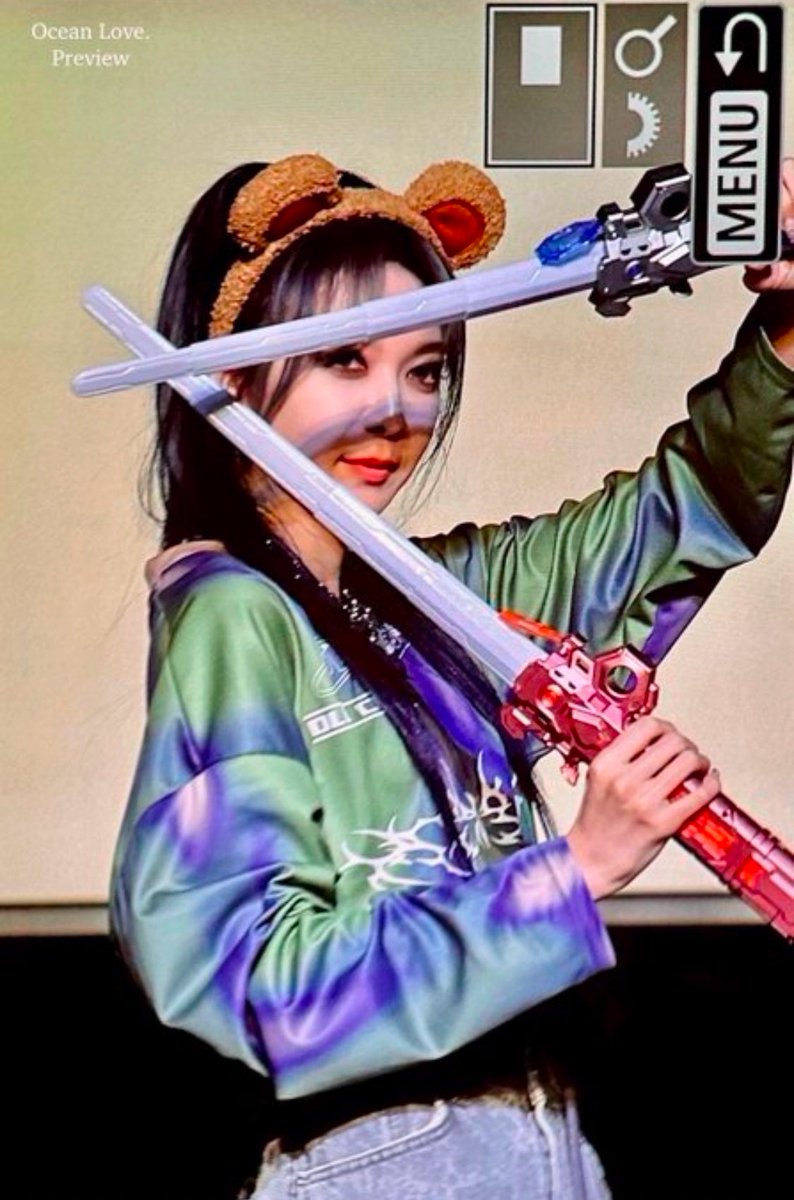 dami snaps (SLOW UPDATES) tweet media