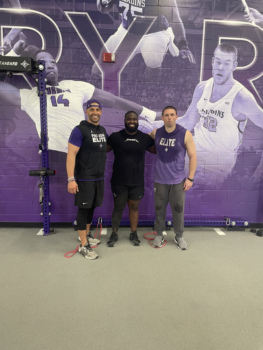 Coach Bernardi (@furmanstrength) on Twitter photo It was awesome to have former <a href="/PaladinFootball/">Furman Football</a> great <a href="/CoachJReid_75/">Jaylan Reid</a> on campus!! Doing big things in strength and conditioning with <a href="/BroncoSportsFB/">Boise State Football</a> !
#Eliteisthestandard It was awesome to have former <a href="/PaladinFootball/">Furman Football</a> great <a href="/CoachJReid_75/">Jaylan Reid</a> on campus!! Doing big things in strength and conditioning with <a href="/BroncoSportsFB/">Boise State Football</a> !
#Eliteisthestandard