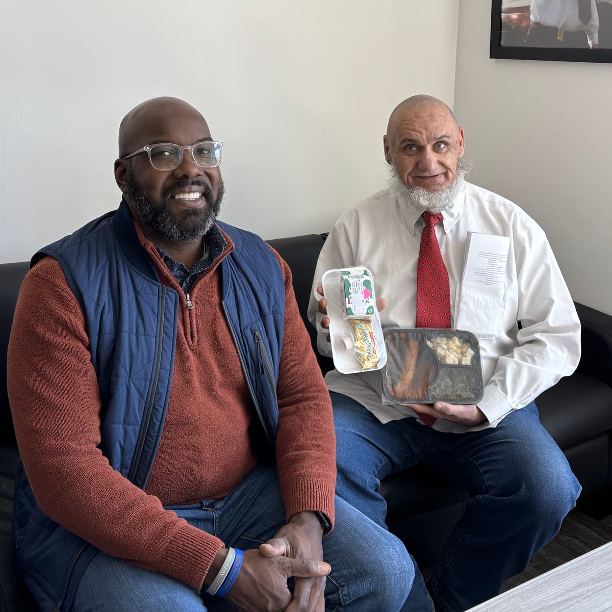 March for Meals Day #2 volunteers included Erie County Legislators Lawrence Dupre and Lindsay Lorigo, Buffalo Common Council Member Joel Feroleto and the Office of NYS Assemblymember Crystal Peoples-Stokes!   
Thank you for spreading awareness of the importance of #MealsOnWheels!