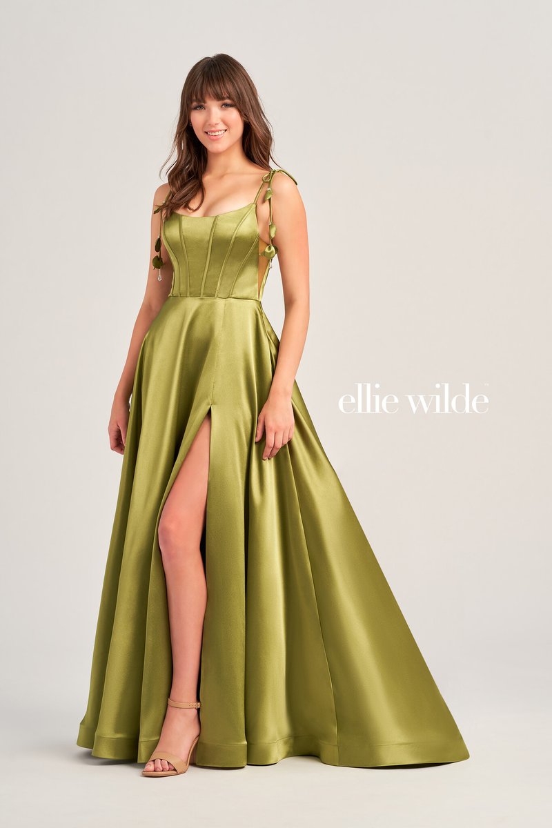 BridalWarehouse's tweet image. There’s just something about an olive green satin gown that demands attention. 💚 EW35215 by Ellie Wilde is a total showstopper!

Ready to make it yours? Visit us in-store today until 7 PM or shop online today!
#USABridal #EllieWilde #PromPerfection #SatinGlow #Prom2025