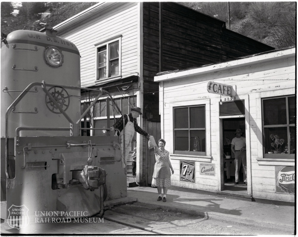 Scene in Burke, Idaho, March 1951. Now that is service!