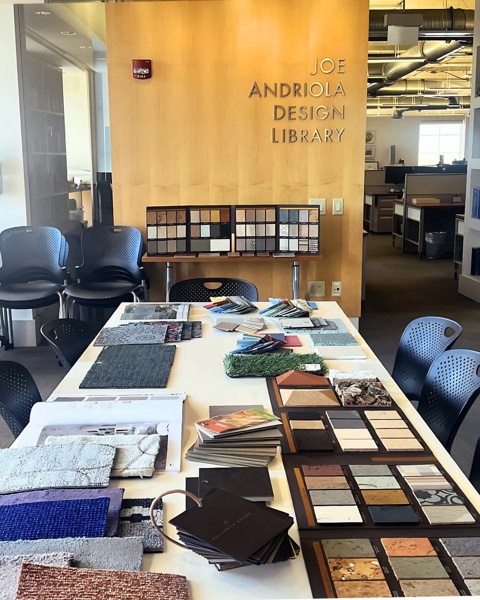 Summit_Flooring's tweet image. We were thrilled to be able to present our sustainable products to @SB_Architects. 🤝
⁠
Searching for unique, sustainable, and luxurious interior solutions for your firm? Contact us!

🔗 l8r.it/CSda

#interiordesignfirm #interiordesignstudio #architecturaldesign