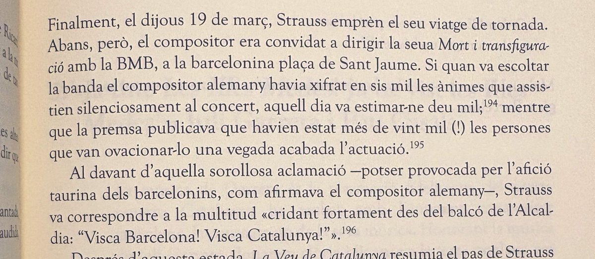 Pepe_Reche's tweet photo. Dia de Sant Josep de 1925: Richard Strauss dirigeix la @BandaBarcelona a la plaça de Sant Jaume.
Si voleu saber més coses, recupereu les últimes #NotesAlPeu del #TallerLutier3Cat: https://t.co/sx6DXF9T9M
I també podeu llegir #EntreLesIllesMedesIAriel: https://t.co/CJFLOiKaUd https://t.co/tDtwa4v8Qf