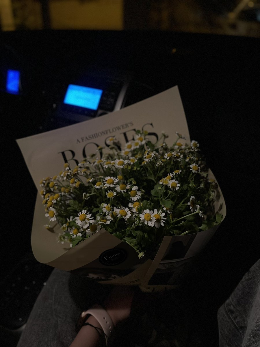 بابونه🙂‍↔️
عشقم نسترنننن🥹