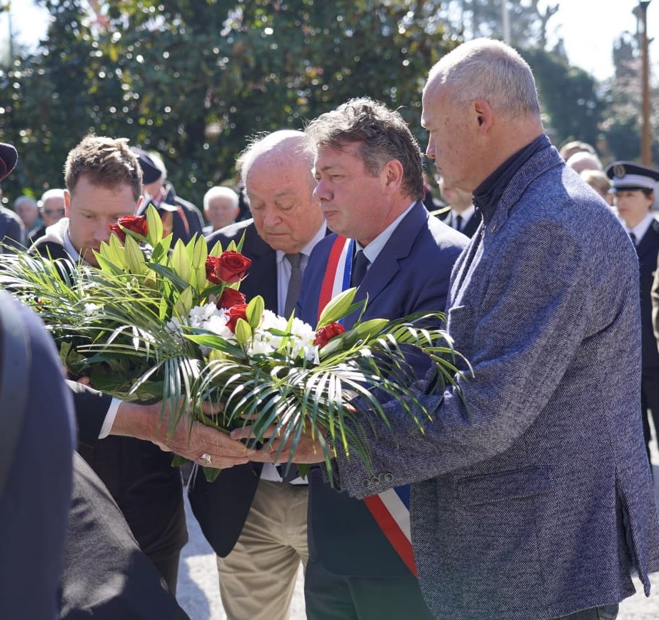 NicolasPoilleux's tweet image. Cérémonie du souvenir pour honorer la mémoire de nos soldats savoyards tombés pendant la guerre d’Algérie et les combats du Maroc et de Tunisie ! 
Ce sont aussi les blessés, les victimes civiles, les rapatriés et les harkis. 
#AixlesBains #19mars #Savoie 
@Prefet73 @RenaudBeretti