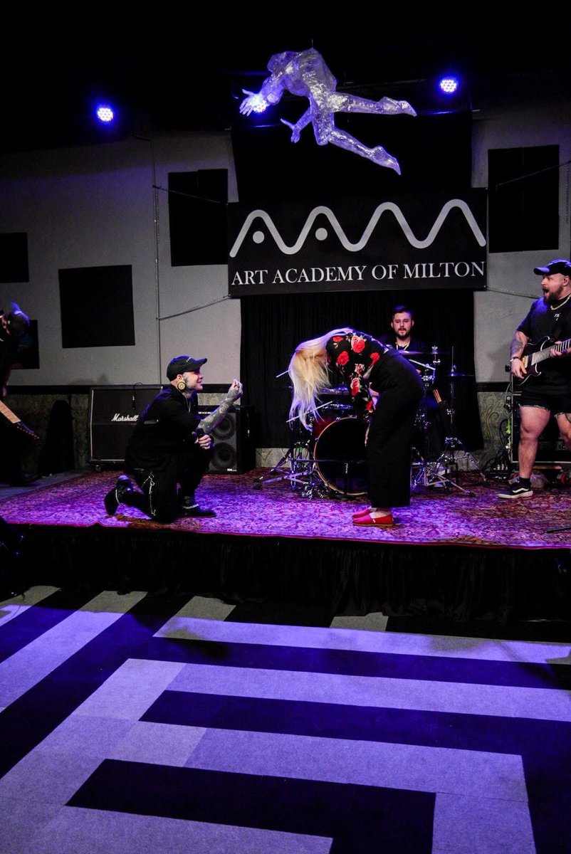 plugz_'s tweet image. So since I’m never on twitter anymore, update, I proposed to my bestfriend on the 21st and am now engaged life is everywhere right now and we are renovating our house, I’m sure I’ll be back to streaming and what not when everything calms down but yeaa life is wild