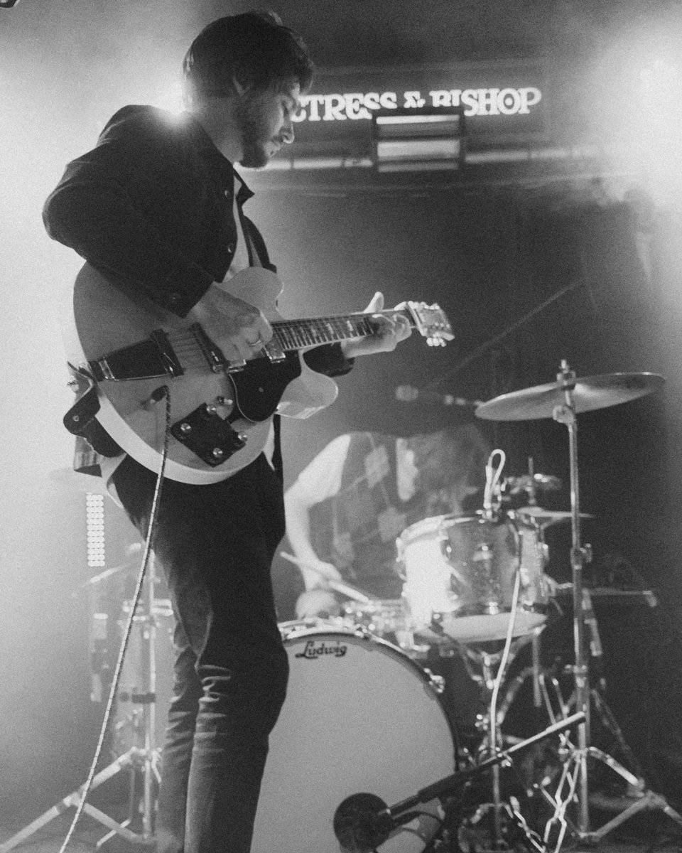 Glasgow this Friday <a href="/McChuills_Bar/">McChuills Bar & Venue</a> 🏴󠁧󠁢󠁳󠁣󠁴󠁿 

The final stop on this run. Come and help us finish on a high! 

Tickets still available here: skiddle.com/whats-on/Glasg…