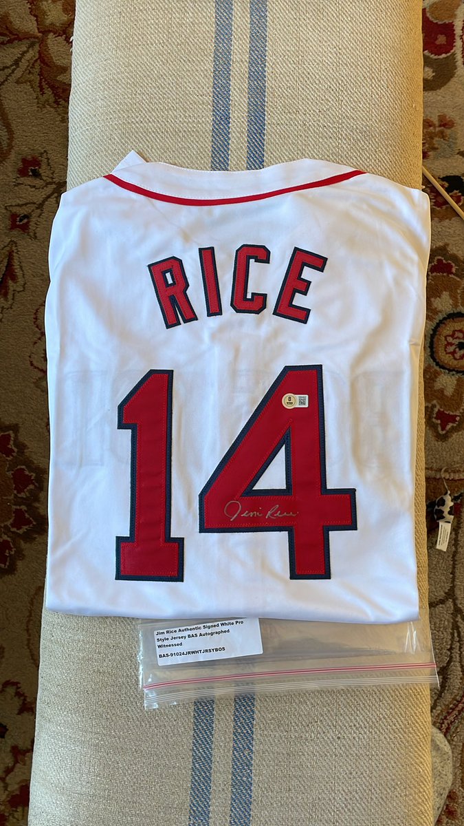 Boston’s 10th Man tweet media