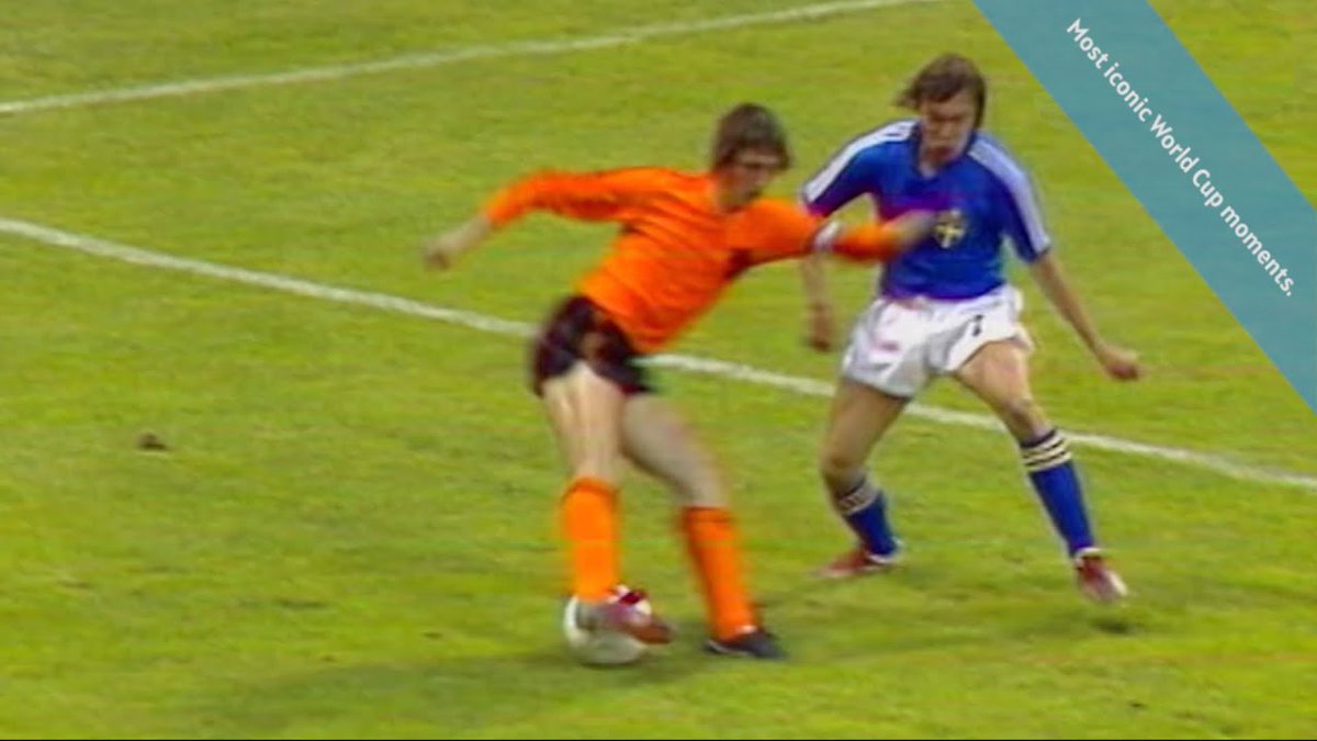 White7David's tweet photo. @90sfootball 1974' - Cruyff Turn ... https://t.co/XAQokIwsfD