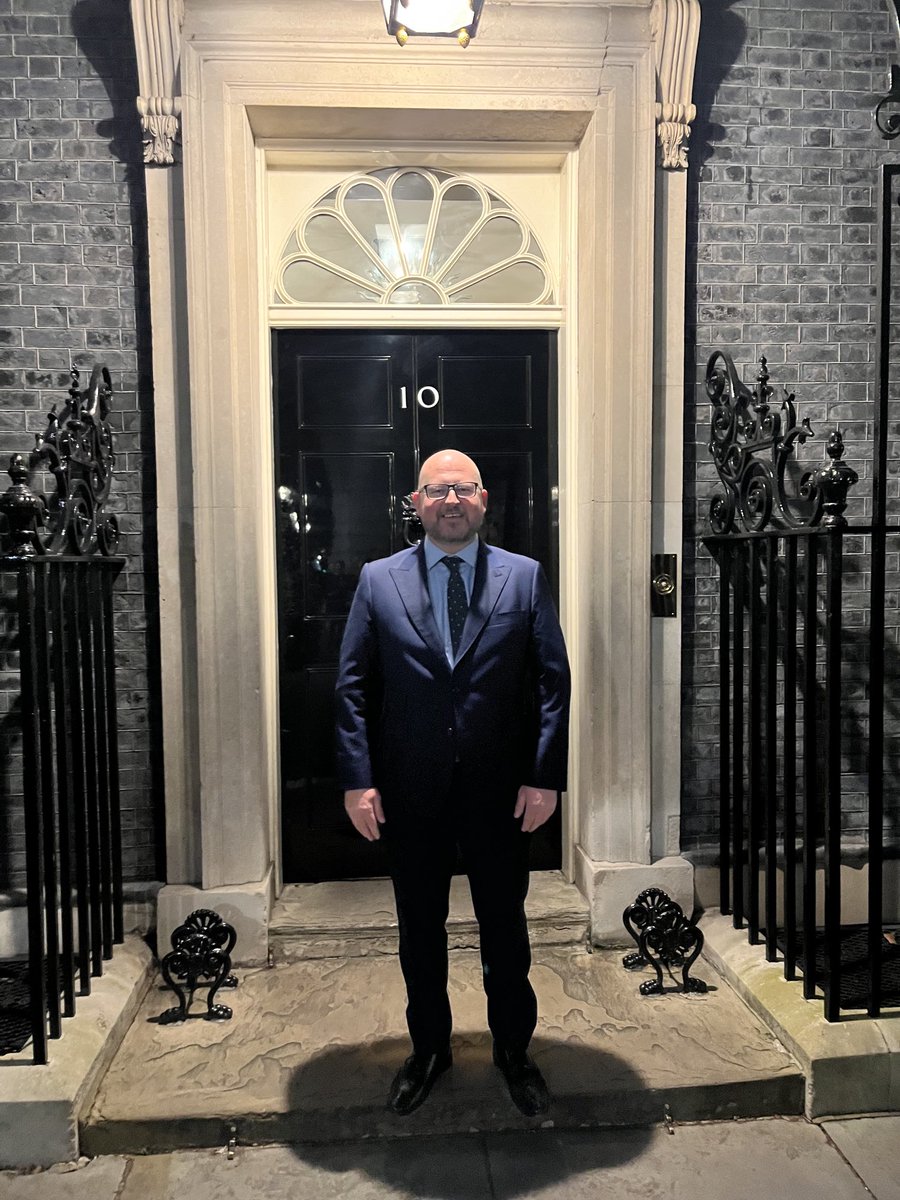 Was delighted to represent ⁦<a href="/irishcongress/">Irish Congress (ICTU)</a>⁩ ⁦<a href="/NIC_ICTU/">NIC ICTU</a>⁩ at the St Patrick’s day ☘️ celebrations in 10 Downing Street tonight