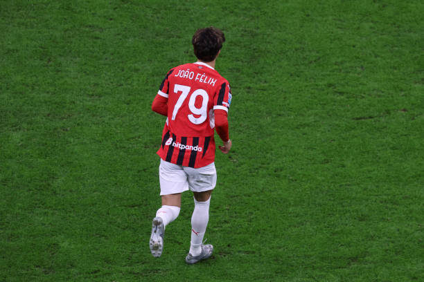 MilanPosts's tweet image. 🗣️ Stefano De Grandis spoke to Sky Sport 24: 🧤 Maignan – "He’s a strong goalkeeper, even though this season hasn’t been great for him. You have to assess his cost, but he’s not Milan’s problem."

⭐ João Félix – "He’s a Portuguese star, brought in by a Portuguese coach who…