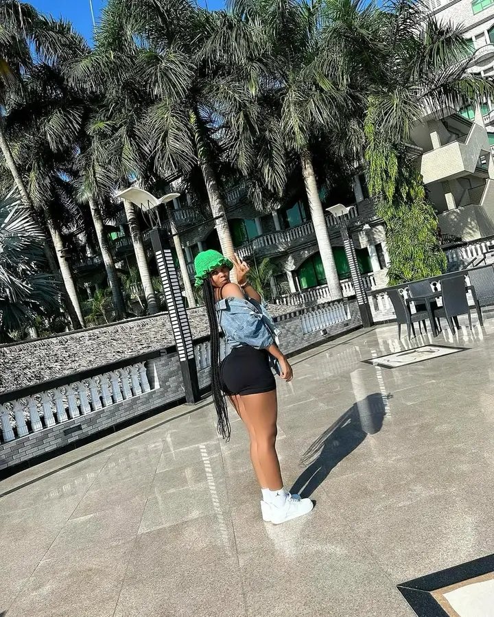 Infinitycadra's tweet image. To people who don't like my posts