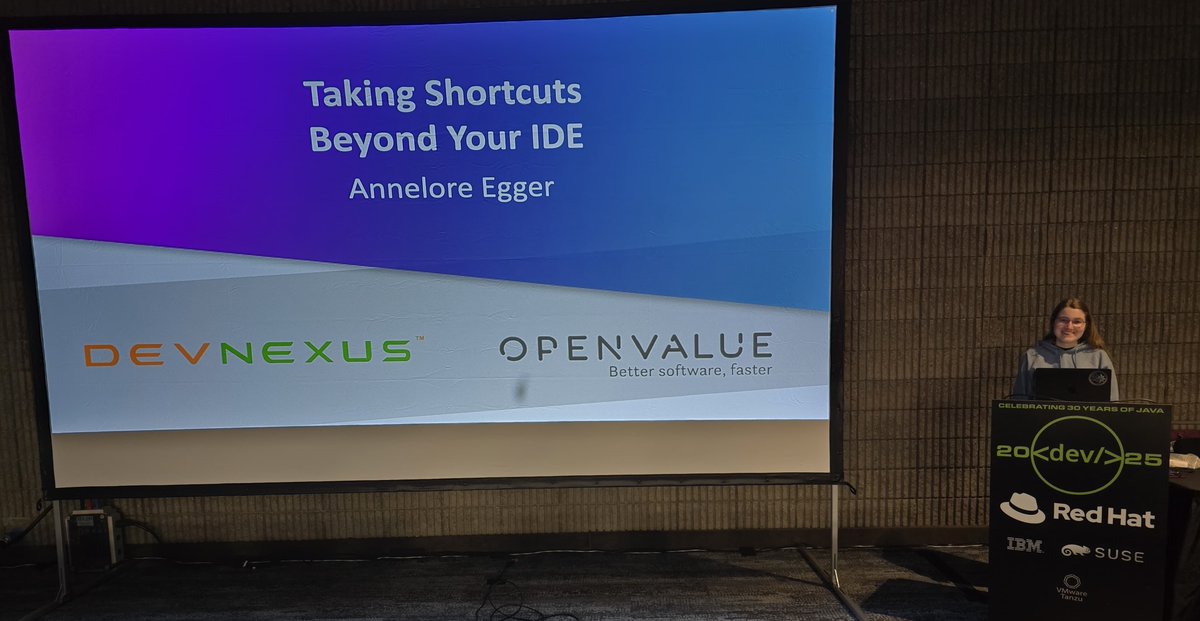 Annelore tweet media