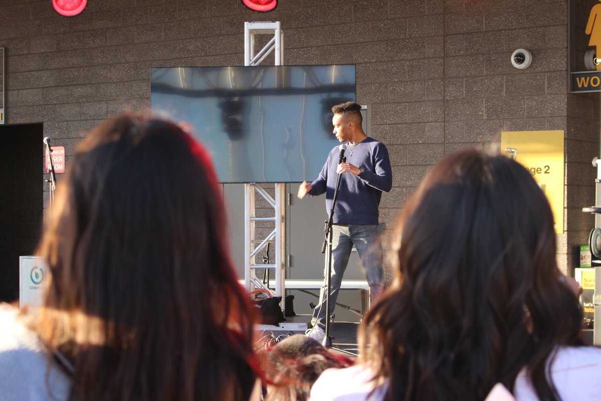 Sun Devils! Come to Mountain America Stadium tonight for this year’s edition of Change the World! See students perform, pitch and display as they compete to show how to make a difference in the world. Read this story to learn more about the event!

studentlife.asu.edu/content/asus-c…