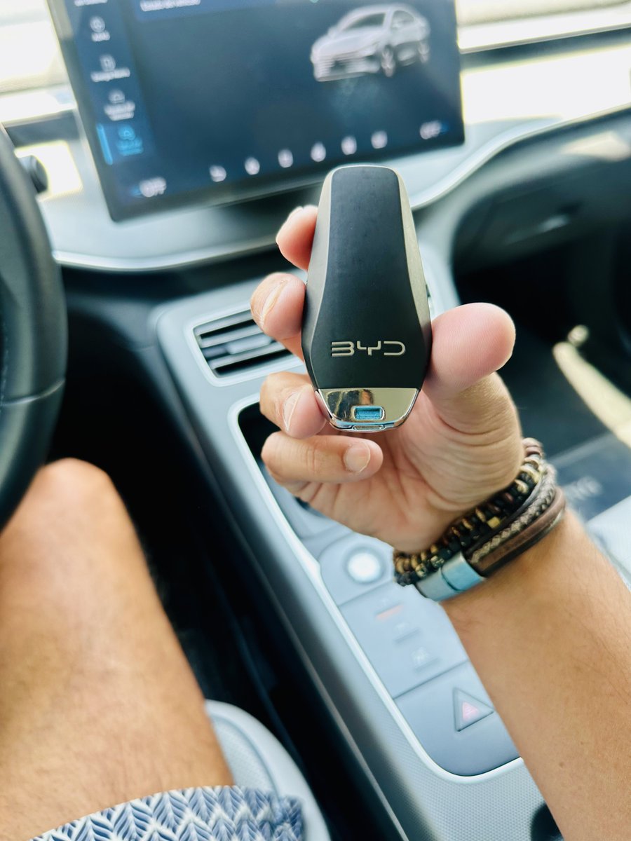 Por cierto… esta semana ando manejando un <a href="/BYDCompany/">BYD</a> 😏👍 ya les platico sobre la joyita híbrida, super adhoc para estas semana de continencia ambiental 💯