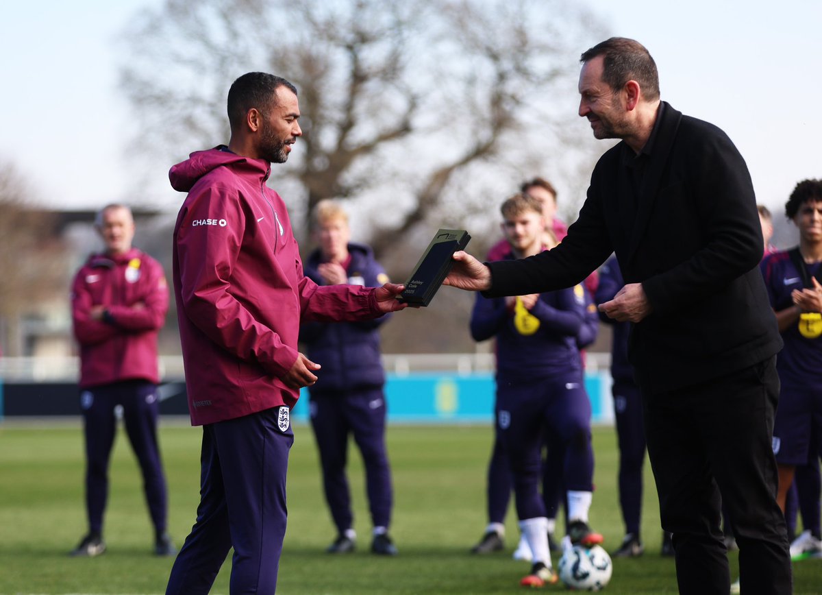 Nat. Football Museum (@footballmuseum) on Twitter photo An incredible day at St. George’s Park to formally induct <a href="/TheRealAC3/">Ashley Cole</a> into the Hall of Fame.
107 international caps, 500+ club games, a key member of Arsenal’s Invincibles and a record-breaking 7 FA Cup winner’s medals. 🥇 Wow.
nationalfootballmuseum.com/halloffame/ash… An incredible day at St. George’s Park to formally induct <a href="/TheRealAC3/">Ashley Cole</a> into the Hall of Fame.
107 international caps, 500+ club games, a key member of Arsenal’s Invincibles and a record-breaking 7 FA Cup winner’s medals. 🥇 Wow.
nationalfootballmuseum.com/halloffame/ash…