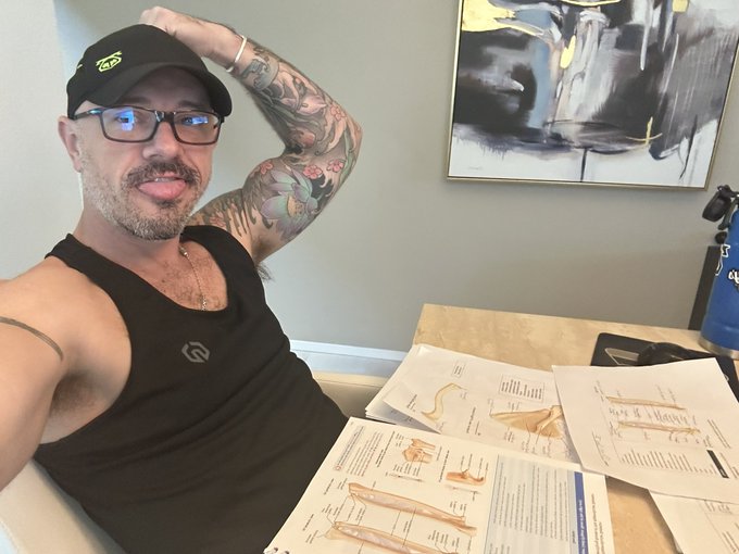 Watch TylerGentryxxx (Southern Decadence 28 Aug - 1 Sep)'s leaked NSFW photo on TwXstars