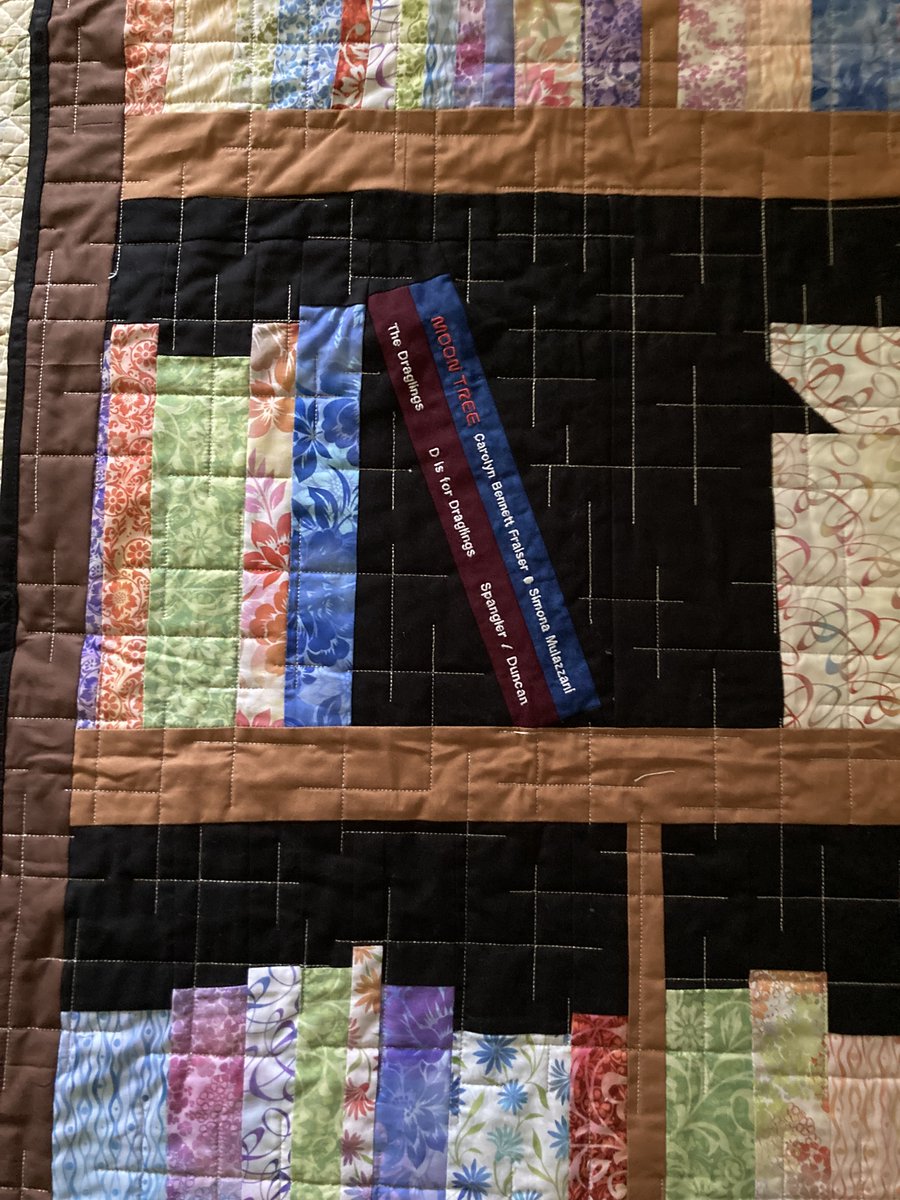 CarolynBFraiser's tweet photo. Y'all, I have some wickedly talented friends! Just look what came in the mail yesterday from my roommate in grad school.

Now, take a closer look....
We both had our debut books out in the same year! 🤩

#KidLit #Quilts #MoonTree https://t.co/xzW7LRJycX