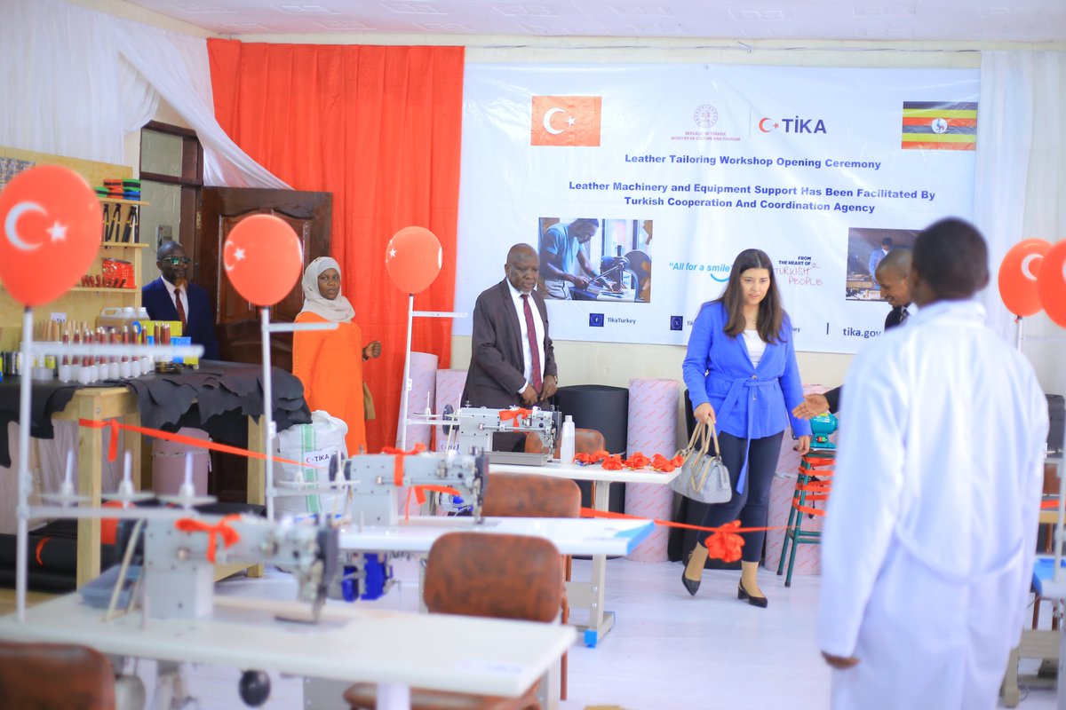 TiKA in Uganda tweet media