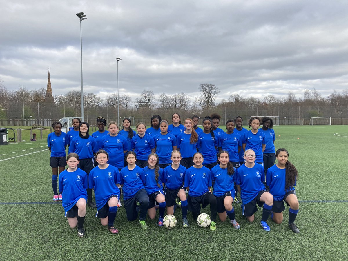 Symone23 tweet media