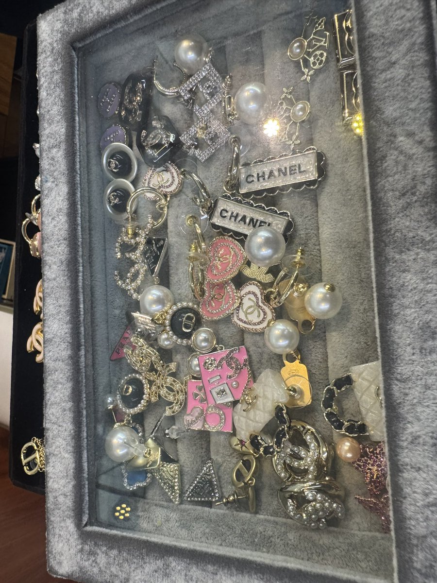 Hollywood Larry tweet media