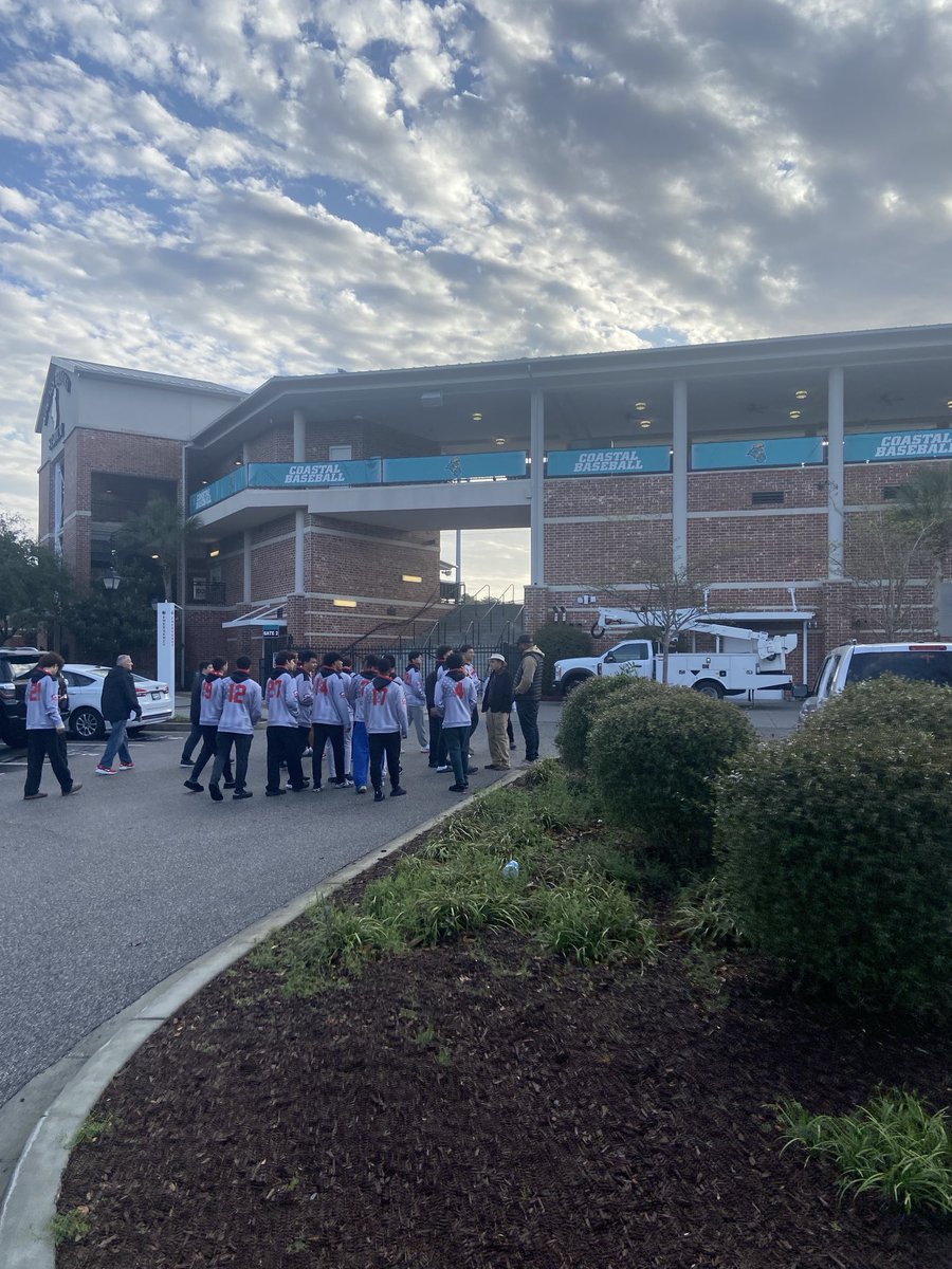 _PSABaseball's tweet photo. Putnam Science Academy Baseball campus visit to Coastal Carolina University @_PSABaseball 🇺🇸🌴⚾️@AthleticsPsa @PSA_Mustangs @bhetu46 @NE_Baseball #psafamily @EastonBaseball @RawlingsSports @CoastalBaseball Let’s Go👍 https://t.co/yVKU4FEgvB
