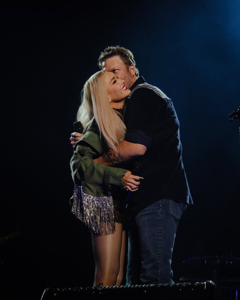 iHeartCountry (@iheartcountry) on Twitter photo Seeing <a href="/blakeshelton/">Blake Shelton</a> & <a href="/gwenstefani/">Gwen Stefani</a> on stage together makes me so happy 🥰
Listen to Blake Shelton + more 🎧: ihr.fm/IHCFavesX
📸: jamienwendt Seeing <a href="/blakeshelton/">Blake Shelton</a> & <a href="/gwenstefani/">Gwen Stefani</a> on stage together makes me so happy 🥰
Listen to Blake Shelton + more 🎧: ihr.fm/IHCFavesX
📸: jamienwendt