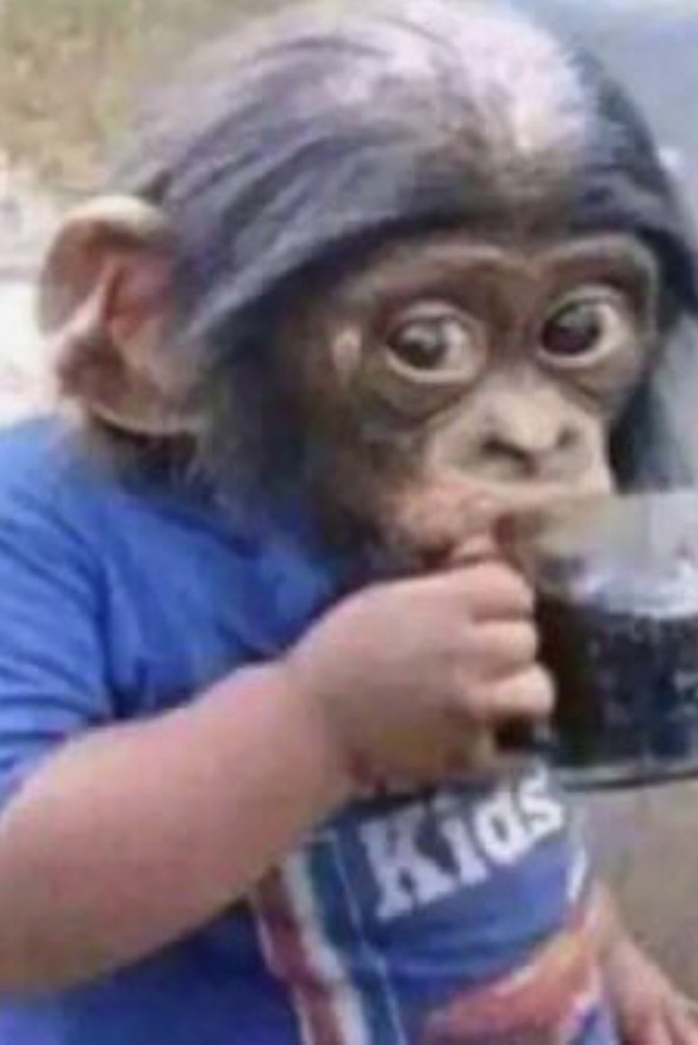 "eu nem gosto de fofoca"
eu no trabalho escutando as fofocas no refeitório: